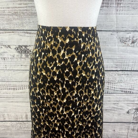 Ann Taylor Skirt size 10 Petite Brown Black Cheetah Silk Stretch Straight Knee - Picture 2 of 8